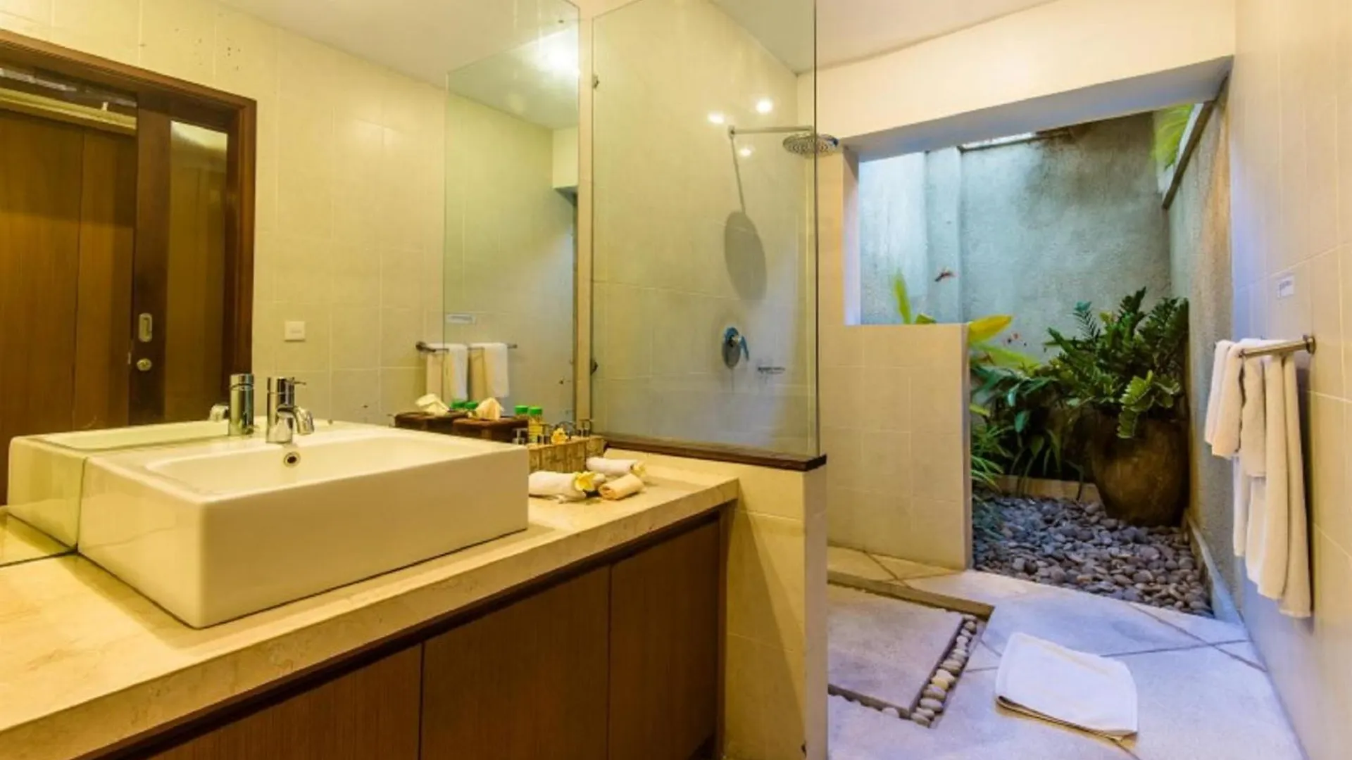Luxury Villa Antan Central Seminyak 0*,  Endonezya