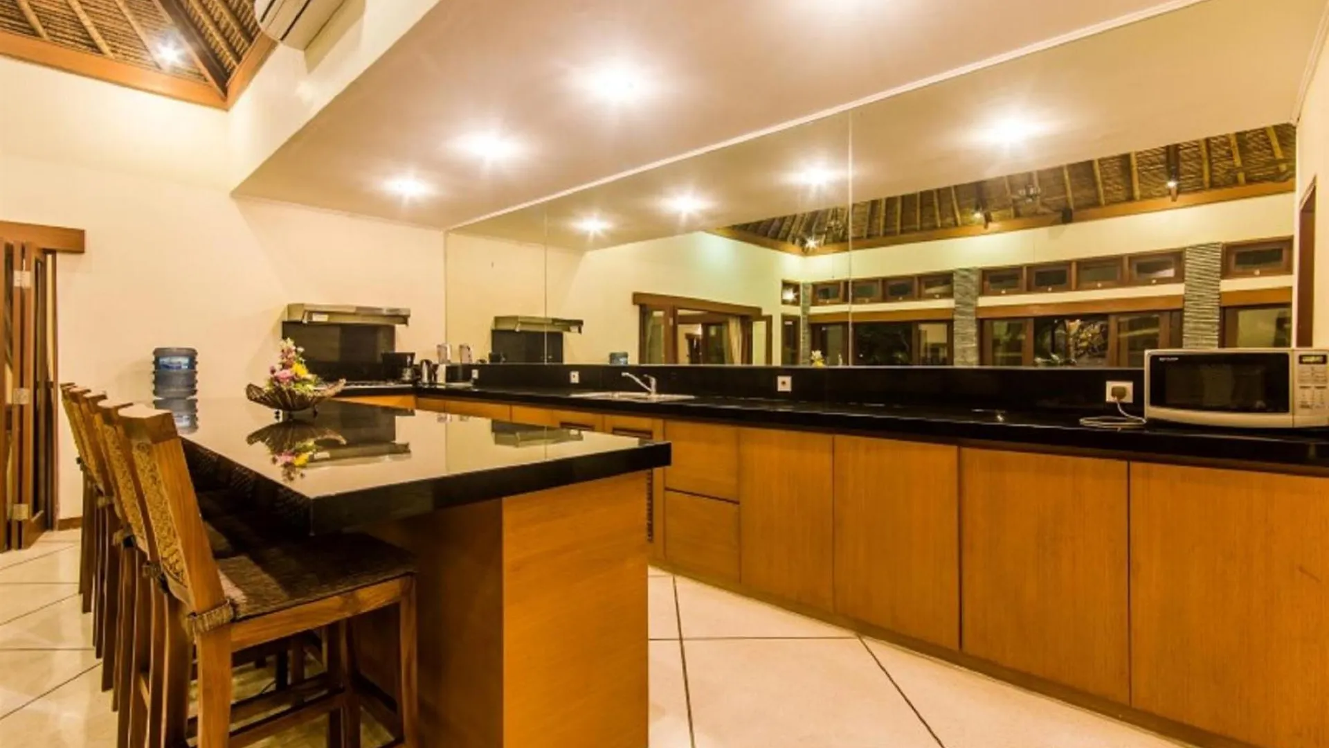 Luxury Villa Antan Central Seminyak联系方式