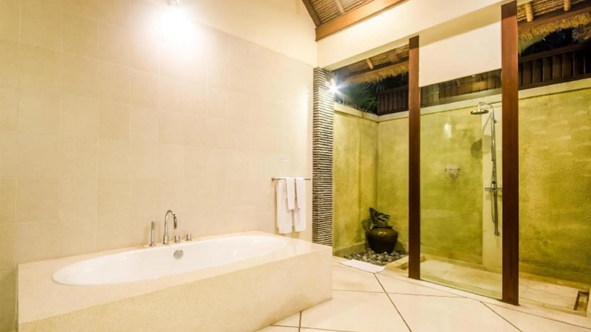 Luxury Villa Antan Central Seminyak 塞米亚克